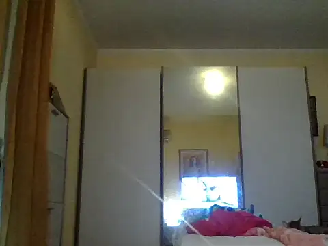 Snapshot of KalendaXL chatting on October 14, 1:12 pm KalendaXL online show from October 14, 1:12 pm