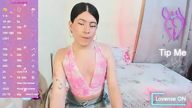 Snapshot of xxxEmmaxx chatting on November 26, 3:17 am xxxEmmaxx online show from November 26, 3:17 am