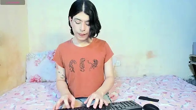 xxxEmmaxx online show from September 28, 9:11 pm