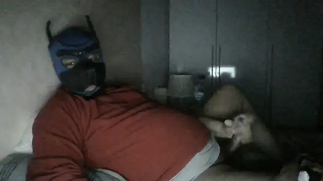 Snapshot of soumicuckold1 chatting on February 24, 11:49 pm soumicuckold1 online show from February 24, 11:49 pm