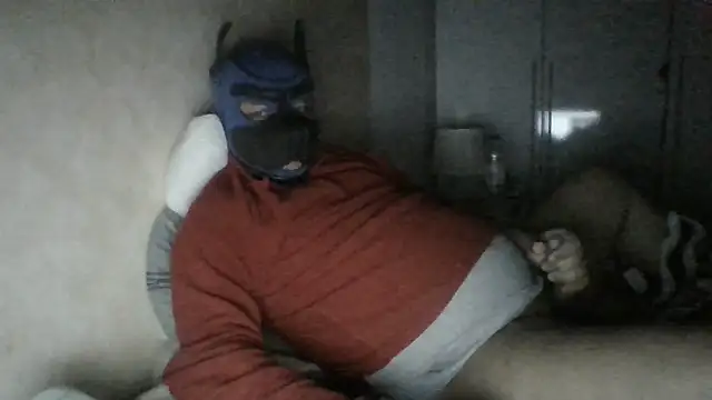 Snapshot of soumicuckold1 chatting on February 3, 11:54 pm soumicuckold1 online show from February 3, 11:54 pm