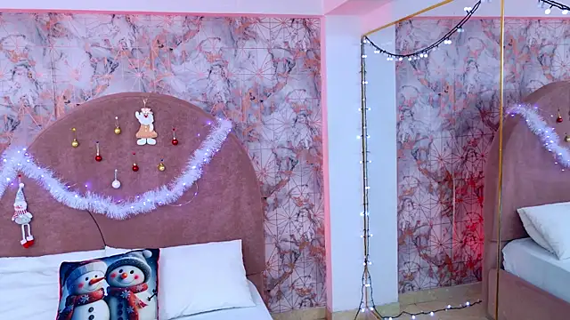 Snapshot of RavenGloomy chatting on December 2, 7:48 pm RavenGloomy online show from December 2, 7:48 pm