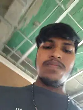 Snapshot of rohanh234 chatting on October 31, 5:15 am rohanh234 online show from October 31, 5:15 am