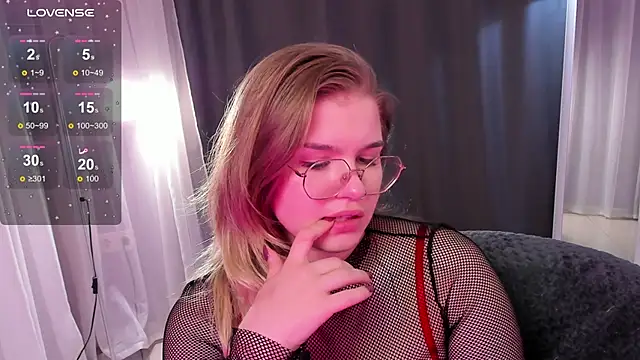 SophieMurrr online show from September 17, 3:36 pm
