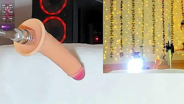 Kitty  Rose   online show from October 29, 10:25 am