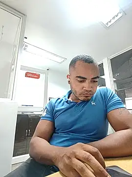 Snapshot of SanChacal5694 chatting on November 19, 5:57 pm SanChacal5694 online show from November 19, 5:57 pm