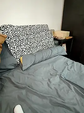 Snapshot of SanChacal5694 chatting on September 13, 5:35 pm SanChacal5694 online show from September 13, 5:35 pm