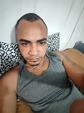 Snapshot of SanChacal5694 chatting on September 18, 3:31 am SanChacal5694 online show from September 18, 3:31 am