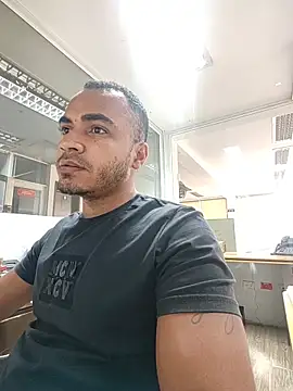 SanChacal5694 online show from February 18, 10:17 pm