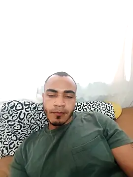 Snapshot of SanChacal5694 chatting on September 21, 7:52 pm SanChacal5694 online show from September 21, 7:52 pm