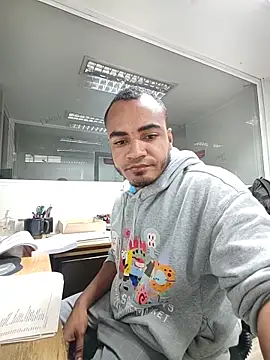 SanChacal5694 online show from March 12, 10:25 pm