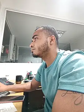 Snapshot of SanChacal5694 chatting on December 3, 11:14 pm SanChacal5694 online show from December 3, 11:14 pm