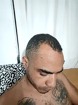 Snapshot of SanChacal5694 chatting on October 16, 2:20 am SanChacal5694 online show from October 16, 2:20 am