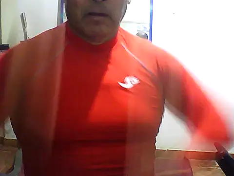 Snapshot of sexigym35 chatting on September 22, 2:28 am sexigym35 online show from September 22, 2:28 am
