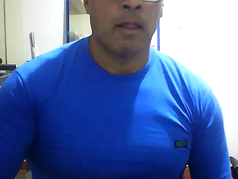 Snapshot of sexigym35 chatting on September 19, 8:46 pm sexigym35 online show from September 19, 8:46 pm