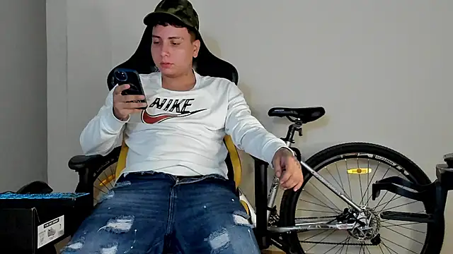 HELLSTAR online show from October 22, 5:29 am