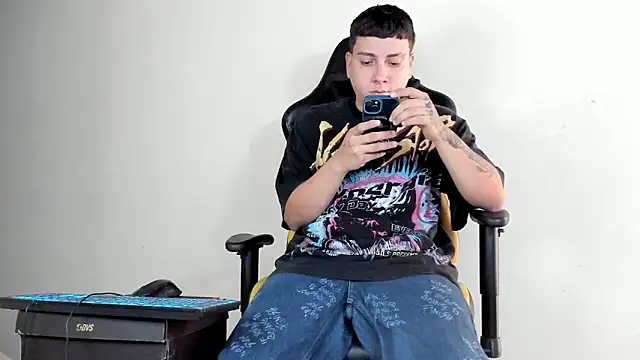 HELLSTAR online show from November 24, 6:19 pm