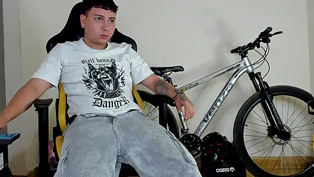 HELLSTAR online show from October 19, 8:17 am