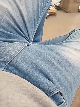 Alejandro260785 online show from July 10, 1:33 pm