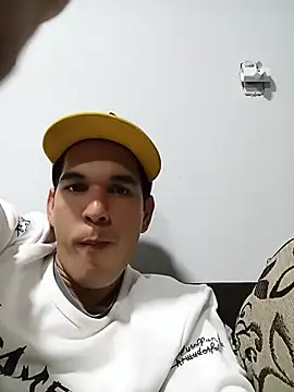 Alejandro260785 online show from June 26, 8:58 pm