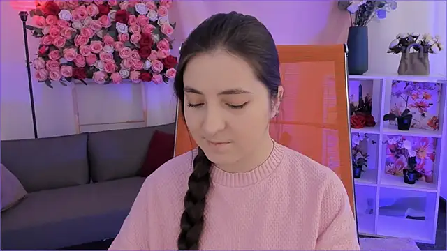 Snapshot of VirtuallVoyant chatting on February 2, 7:29 am VirtuallVoyant online show from February 2, 7:29 am