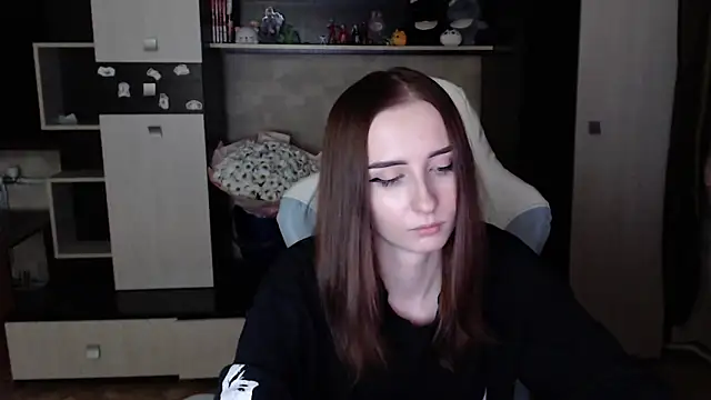 Cutti Crystal online show from October 22, 7:57 pm