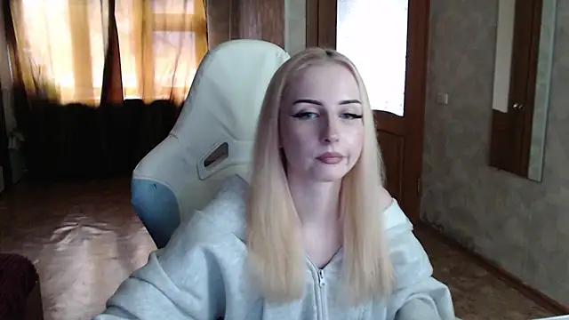 Cutti Crystal online show from April 14, 12:21 pm