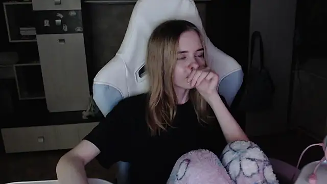 Cutti Crystal online show from October 3, 5:14 pm