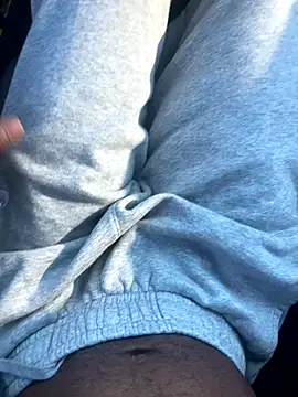 Snapshot of takeyoudeeper chatting on November 6, 8:46 pm takeyoudeeper online show from November 6, 8:46 pm