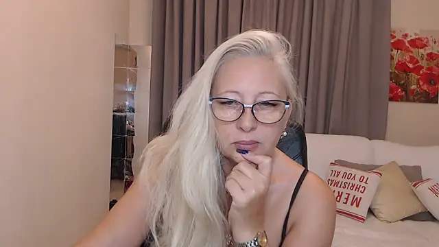 ValeriaSharm online show from November 12, 10:08 am