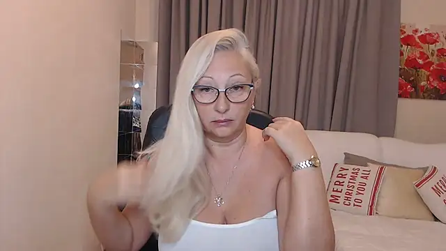 ValeriaSharm online show from October 23, 10:25 am