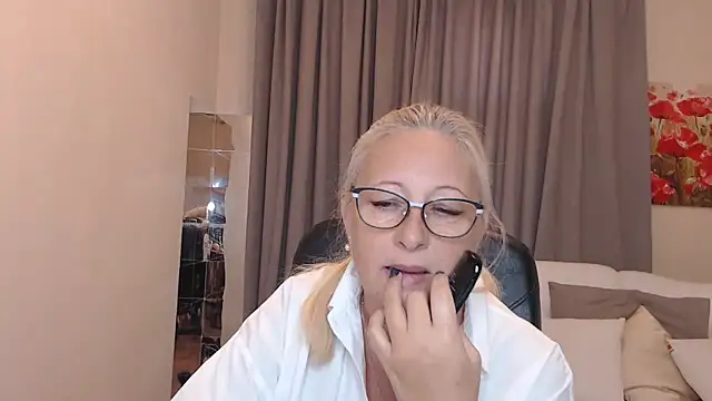 ValeriaSharm online show from October 15, 10:34 am