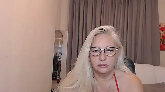 ValeriaSharm online show from November 9, 4:49 am