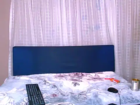 ebonypretty4u69 online show from September 9, 9:02 pm
