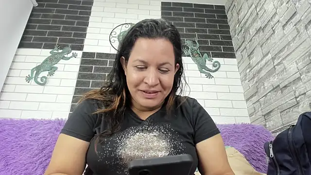 Sandra Milf love online show from September 18, 3:09 am