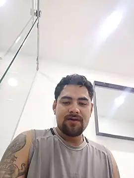 Snapshot of Maximo_cum27 chatting on June 8, 4:35 am Maximo cum27 online show from June 8, 4:35 am