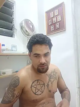 Snapshot of Maximo_cum27 chatting on July 1, 3:07 am Maximo cum27 online show from July 1, 3:07 am