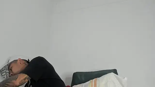  Logan Colton  online show from May 12, 11:22 pm