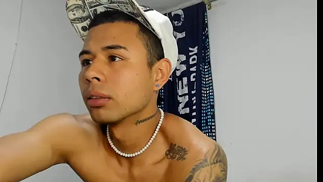  Logan Colton  online show from December 14, 11:21 pm