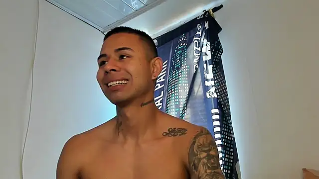  Logan Colton  online show from February 11, 5:02 pm