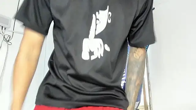  Logan Colton  online show from March 22, 9:16 pm