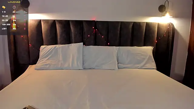 Sophie Smith19  online show from November 25, 1:55 pm