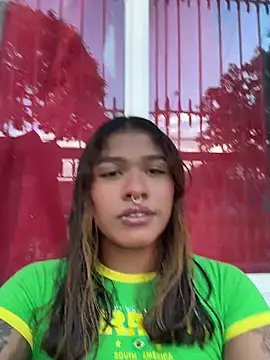 cam11 07 online show from April 23, 10:44 pm