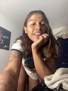 cam11 07 online show from March 4, 7:10 pm