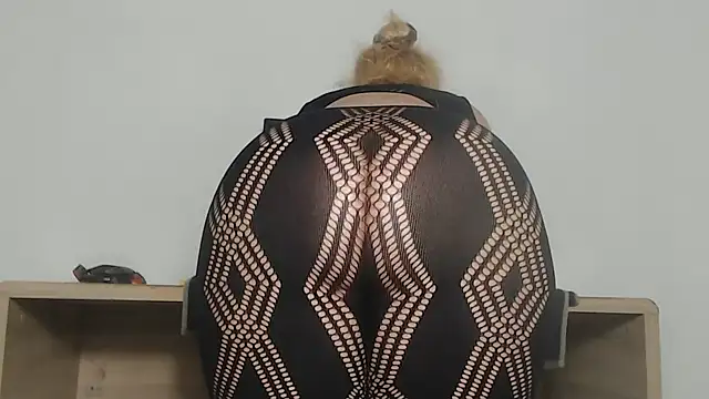 clarabbw47 online show from March 1, 1:11 pm