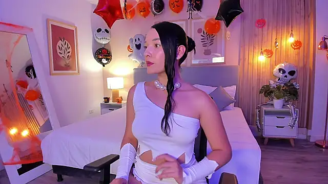 Snapshot of AuroraEvanss chatting on October 27, 9:38 pm AuroraEvanss online show from October 27, 9:38 pm