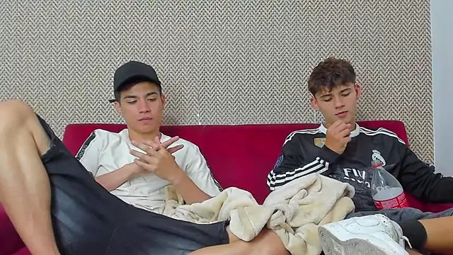 willy sexxx18 online show from February 6, 7:32 pm