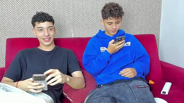 willy sexxx18 online show from February 13, 1:44 pm