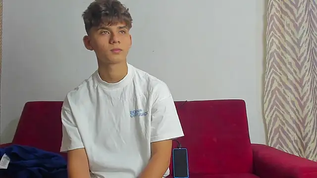 willy sexxx18 online show from March 11, 7:52 pm