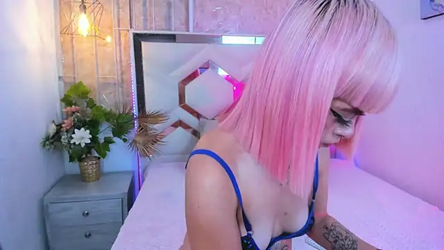 Snapshot of Venuss1_ chatting on October 1, 5:01 am Venuss1 online show from October 1, 5:01 am